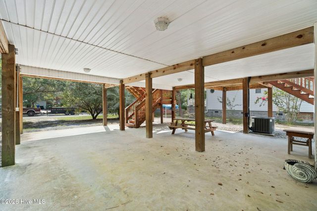 143 NE 4th Street, Oak Island, NC 28465