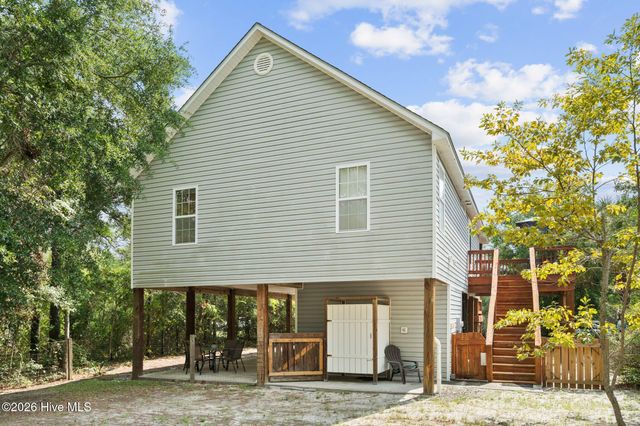 143 NE 4th Street, Oak Island, NC 28465