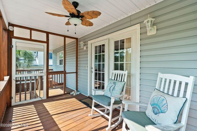 143 NE 4th Street, Oak Island, NC 28465