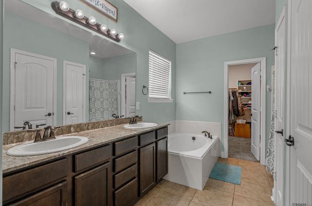 10459 Oakmount Dr, Denham Springs, LA 70706