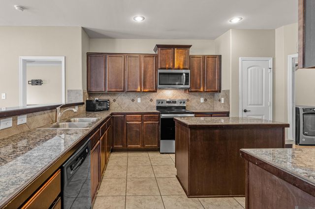 10459 Oakmount Dr, Denham Springs, LA 70706