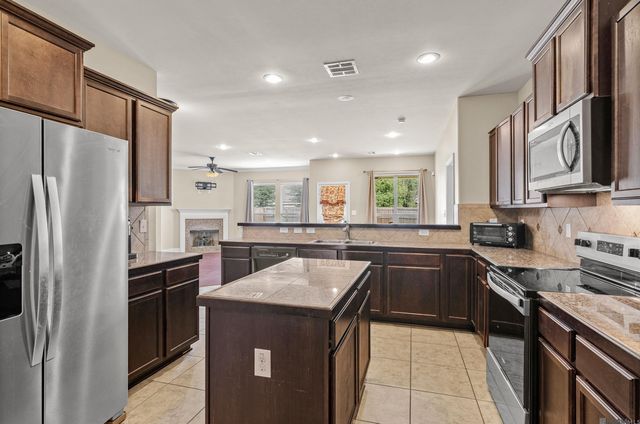 10459 Oakmount Dr, Denham Springs, LA 70706