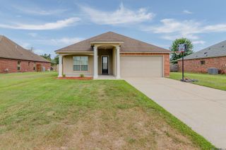 10459 Oakmount Dr, Denham Springs, LA 70706