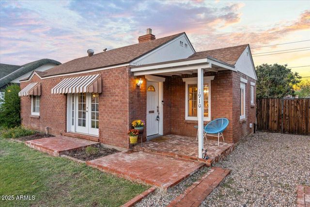 1910 W Holly Street, Phoenix, AZ 85009