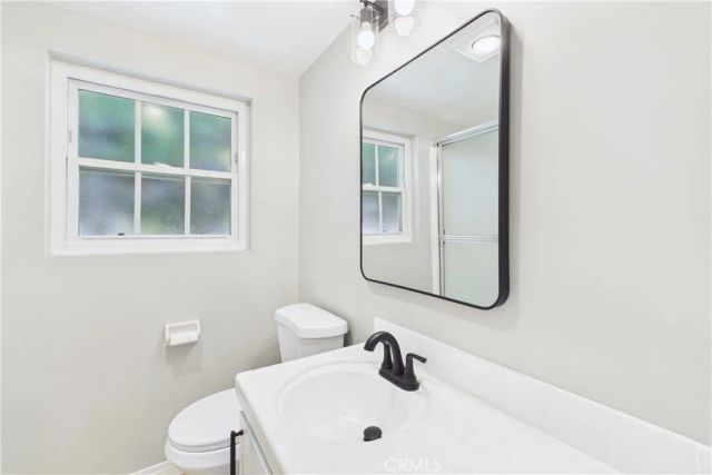 1902 Lees Avenue, Long Beach, CA 90815