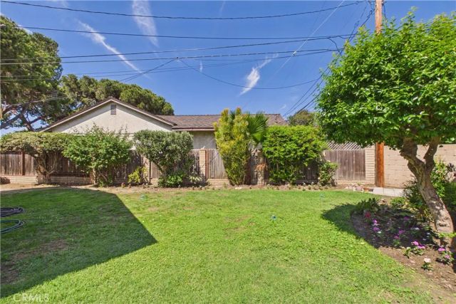 1902 Lees Avenue, Long Beach, CA 90815