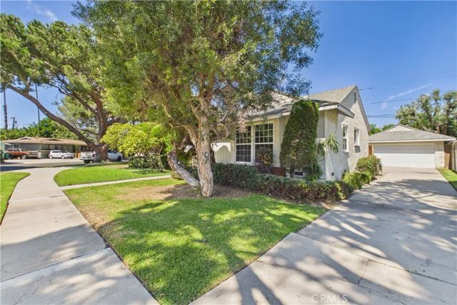 1902 Lees Avenue, Long Beach, CA 90815