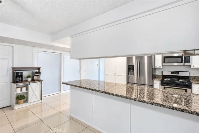 22574 Kentfield, Grand Terrace, CA 92313