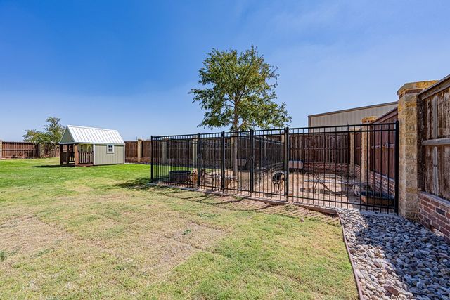 4012 E County Rd 63, Midland, TX 79705