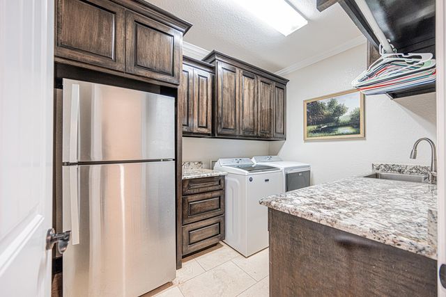 4012 E County Rd 63, Midland, TX 79705