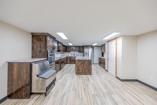 4012 E County Rd 63, Midland, TX 79705