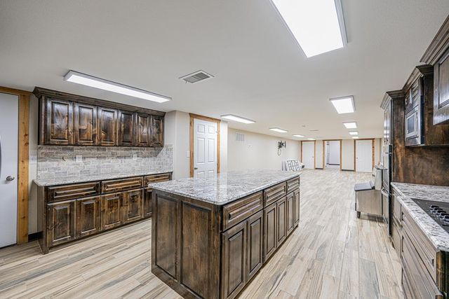 4012 E County Rd 63, Midland, TX 79705