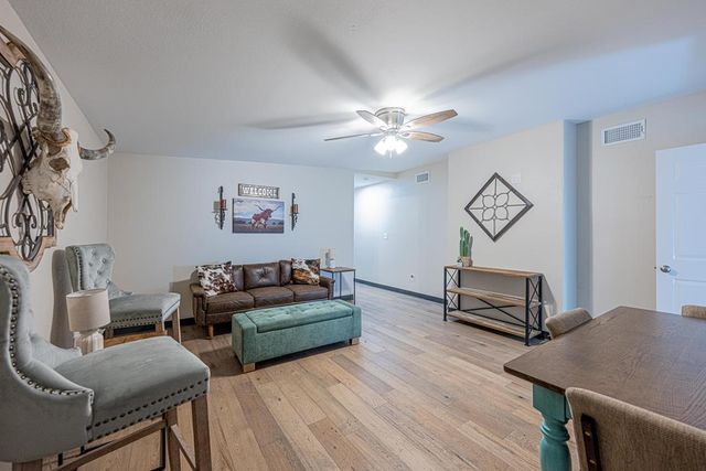 4012 E County Rd 63, Midland, TX 79705