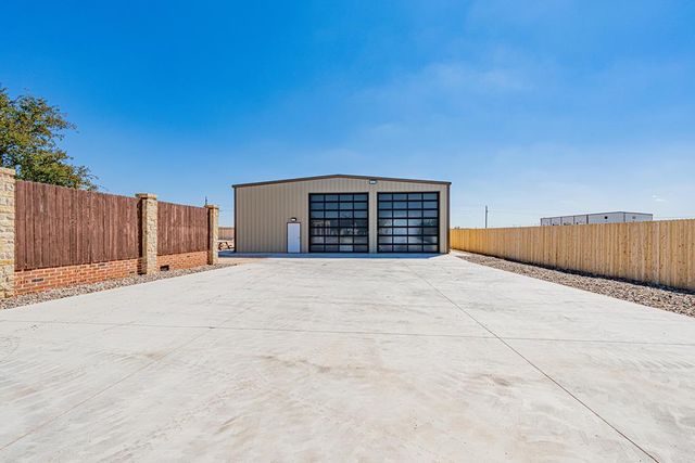 4012 E County Rd 63, Midland, TX 79705