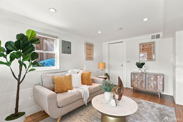 4351 17th Street, San Francisco, CA 94114