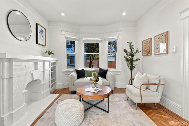 4351 17th Street, San Francisco, CA 94114