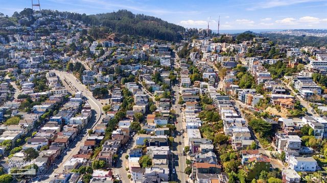 4351 17th Street, San Francisco, CA 94114