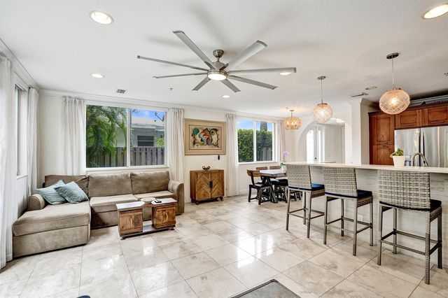 2610 NE 11th Court, Fort Lauderdale, FL 33304
