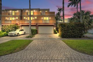 2610 NE 11th Court, Fort Lauderdale, FL 33304