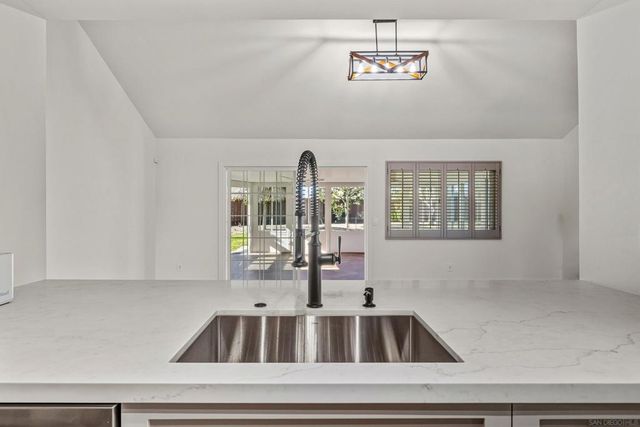 5639 Pony Ct, Oceanside, CA 92057