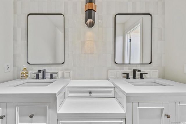 5639 Pony Ct, Oceanside, CA 92057