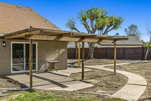 5639 Pony Ct, Oceanside, CA 92057