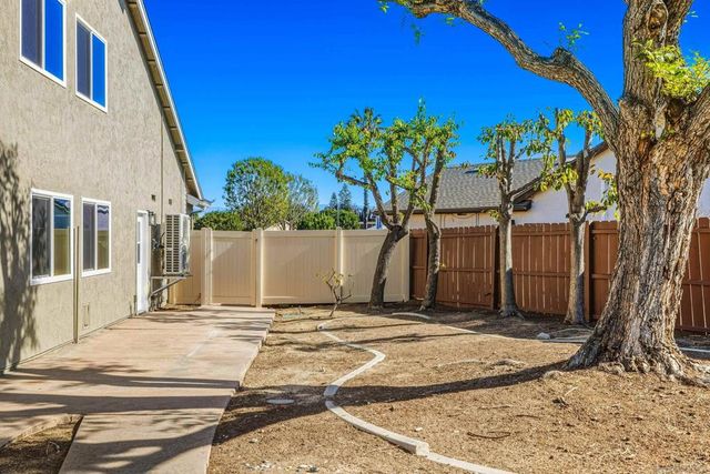 5639 Pony Ct, Oceanside, CA 92057