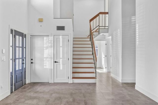 5639 Pony Ct, Oceanside, CA 92057