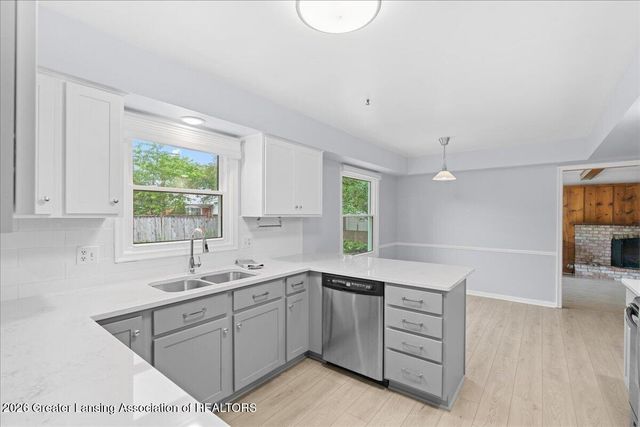 1840 Boxwood Lane, East Lansing, MI 48823