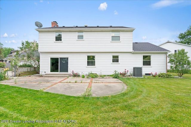 1840 Boxwood Lane, East Lansing, MI 48823