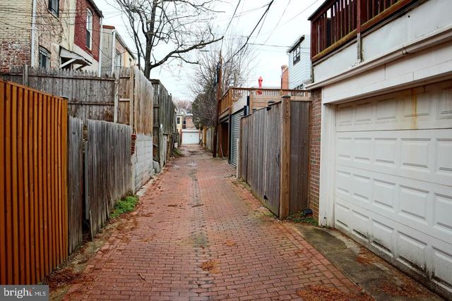 627 ACKER NE, Washington, DC 20002