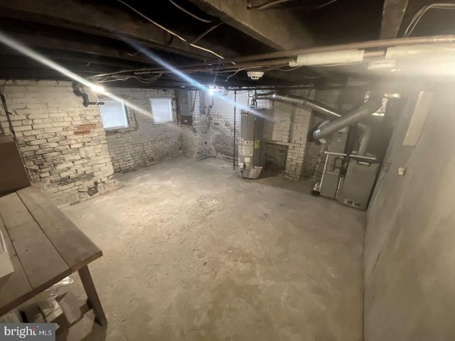 627 ACKER NE, Washington, DC 20002