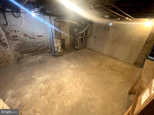 627 ACKER NE, Washington, DC 20002