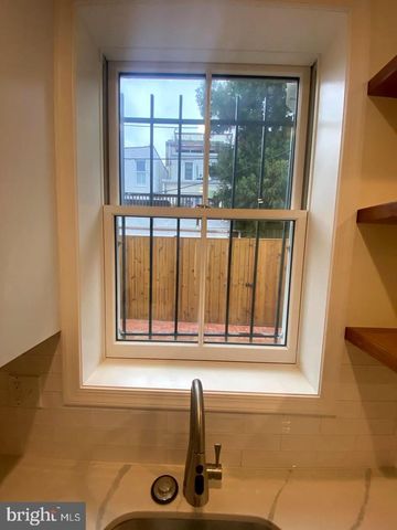 627 ACKER NE, Washington, DC 20002