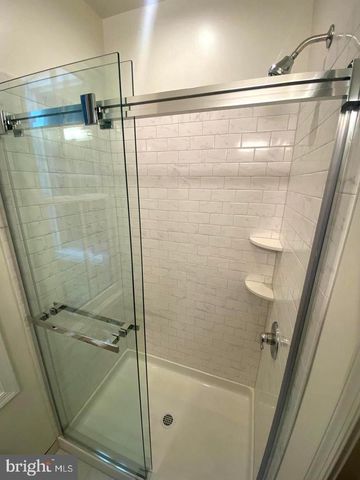 627 ACKER NE, Washington, DC 20002