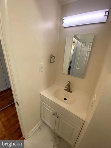627 ACKER NE, Washington, DC 20002