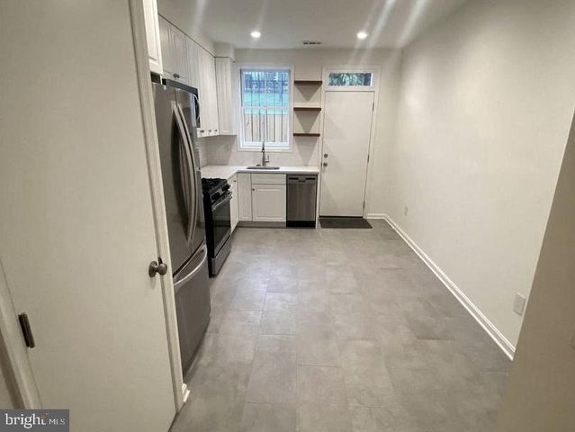 627 ACKER NE, Washington, DC 20002