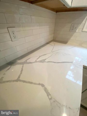 627 ACKER NE, Washington, DC 20002