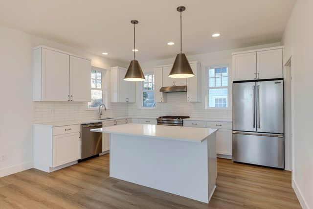 640 NE Lillian Lane, Depoe Bay, OR 97341