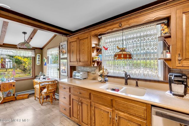 613 Beacon Boulevard Garage Apt., Sea Girt, NJ 08750