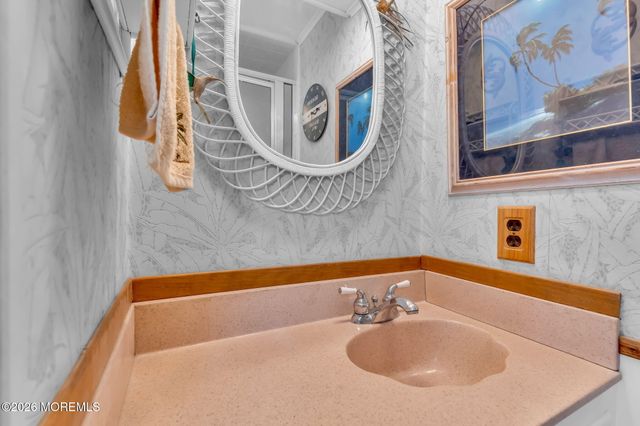 613 Beacon Boulevard Garage Apt., Sea Girt, NJ 08750