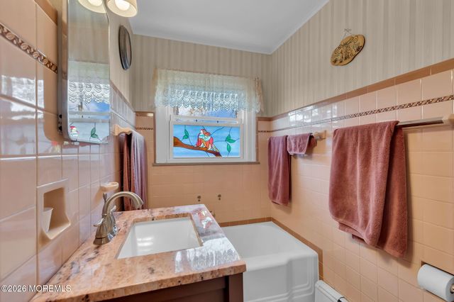 613 Beacon Boulevard Garage Apt., Sea Girt, NJ 08750