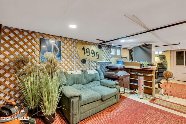 613 Beacon Boulevard Garage Apt., Sea Girt, NJ 08750