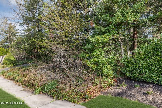 613 Beacon Boulevard Garage Apt., Sea Girt, NJ 08750