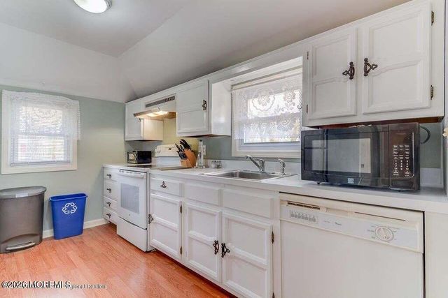 613 Beacon Boulevard Garage Apt., Sea Girt, NJ 08750