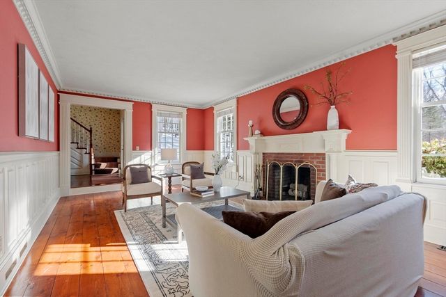 23 Tahanto Trail, Harvard, MA 01451