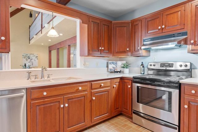 23 Tahanto Trail, Harvard, MA 01451