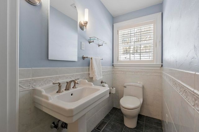 23 Tahanto Trail, Harvard, MA 01451