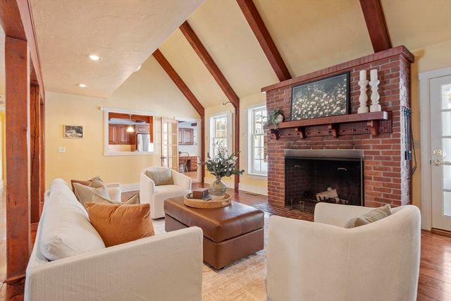 23 Tahanto Trail, Harvard, MA 01451