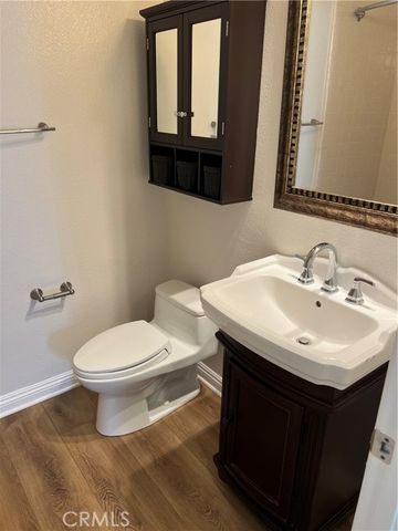 28212 Amable, Mission Viejo, CA 92692